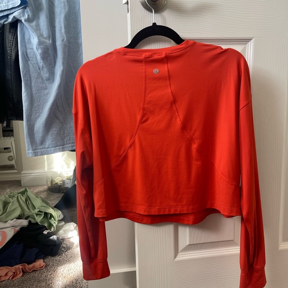 Lululemon abrasion-resistant tee - Picture 1 of 2